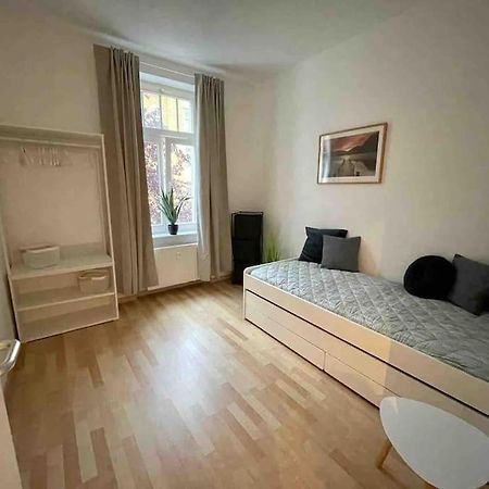 Ein Gemuetlicher Platz Im Gruenderzeitviertel Chemnitz Eksteriør billede